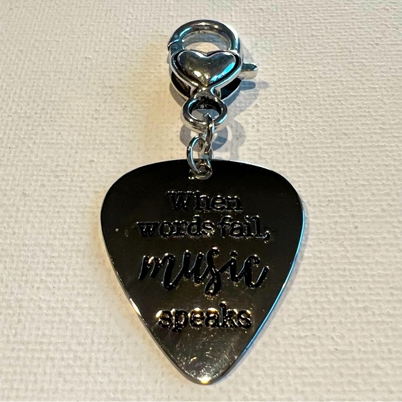 🎉 Host Pick 🎉 Guitar Pick music purse charm or zipper pull - Picture 3 of 6